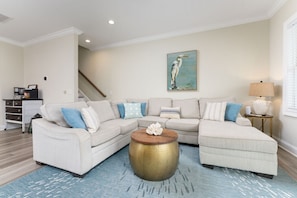 Smart TV - *NEW* Ocean Views + Steps to the Sand + King Bed (Carolina Beach)