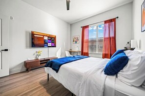 2 soverom, strykejern/-brett, wi-fi og sengetøy