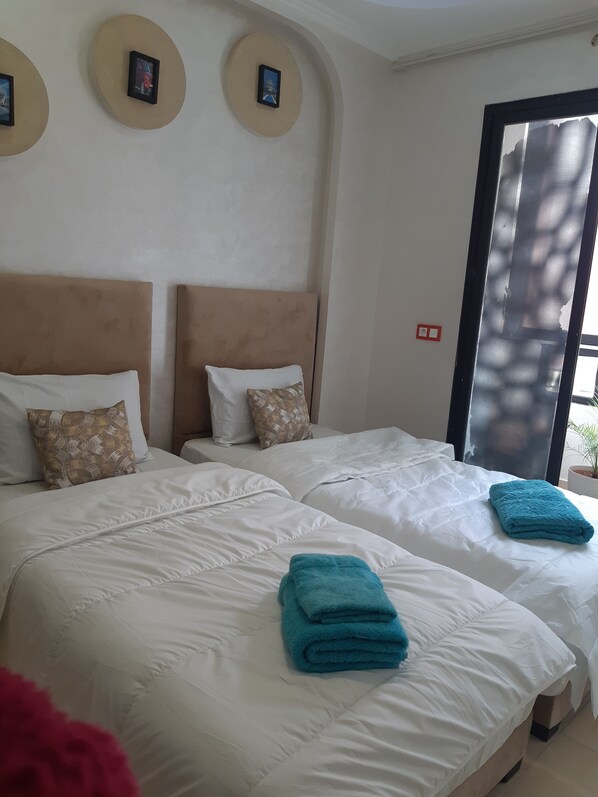 2 bedrooms, iron/ironing board, WiFi, bed sheets