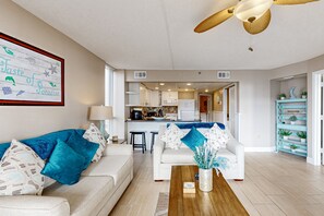 TV - Oceanview condo with pool, private balcony & beach access (Myrtle Beach)
