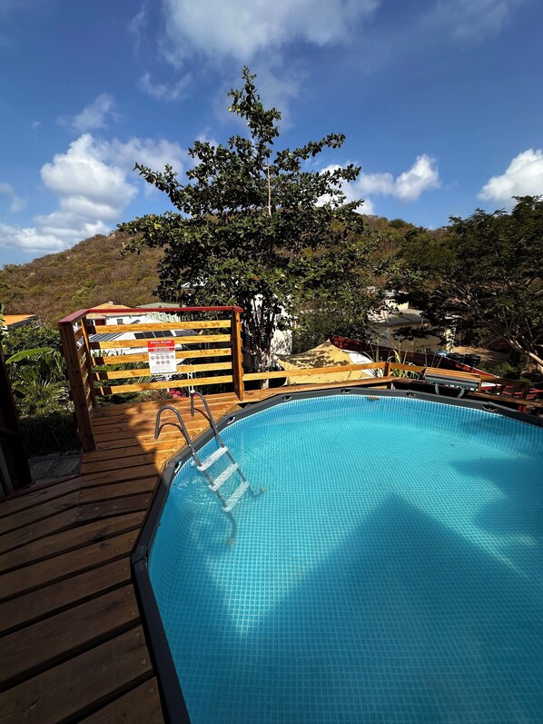 Udendørs pool