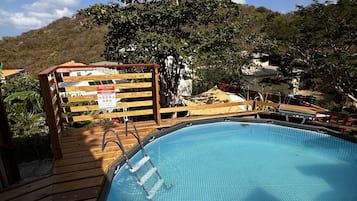 Alberca al aire libre