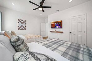 3 dormitorios, tabla de planchar con plancha, wifi y ropa de cama