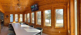 Spacious Lakefront Home with Nostalgic Charm, Wifi, AC and a Boat Dock