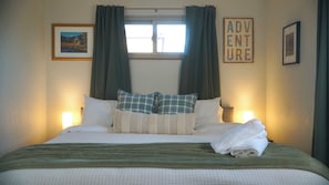 2 bedrooms, iron/ironing board, travel cot, WiFi