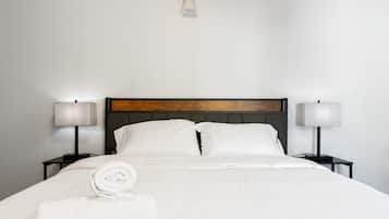 3 chambres, fer et planche à repasser, lit parapluie, Wi-Fi gratuit