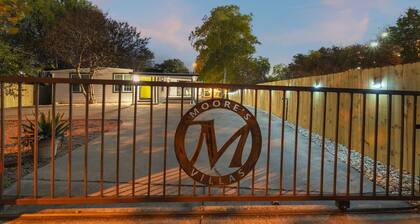 Austin Villa | 3BR Stay | Sleeps 6 | Pet-Friendly