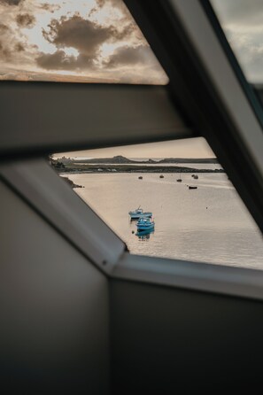 Estudio Deluxe, vistas al mar | Escritorio y wifi gratis