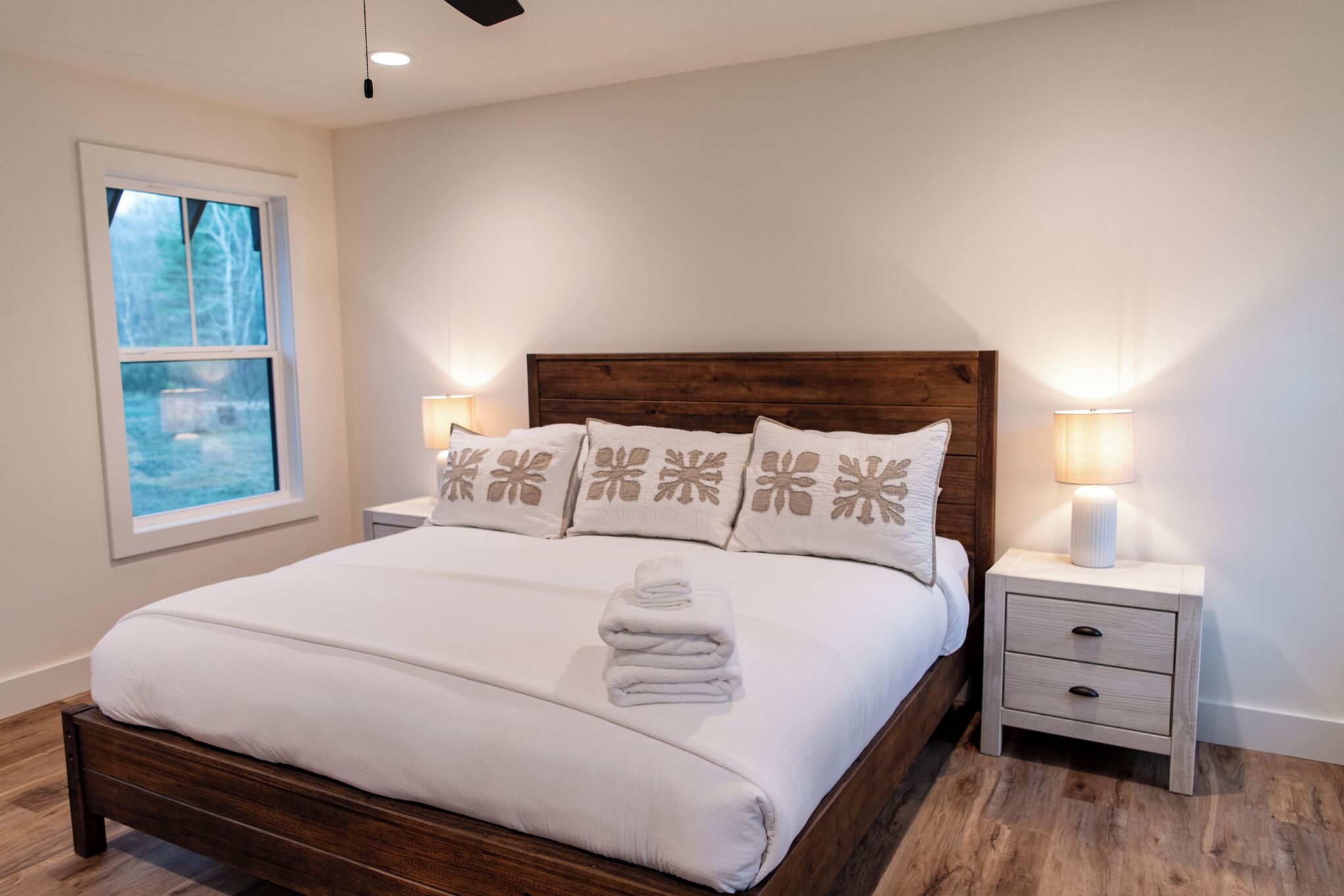 2 habitaciones, wifi gratis y ropa de cama 