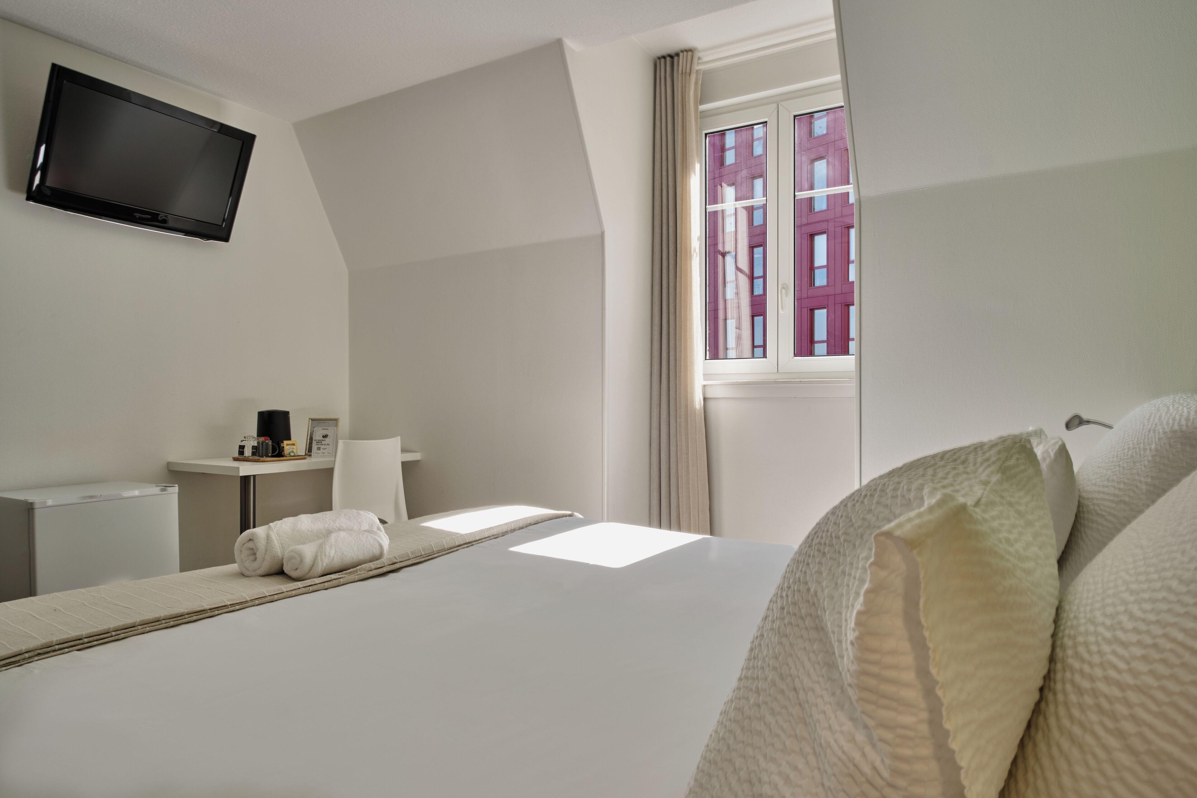 Foto - The Originals City, Hôtel Quai33, Saint-Etienne - Gare Chateaucreux