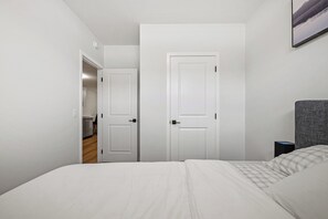 1 soverom, strykejern/-brett, wi-fi og sengetøy