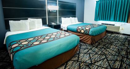 Coratel Inn and Suites By Jasper New Richmond - 2 Queen Bed Non Smoking