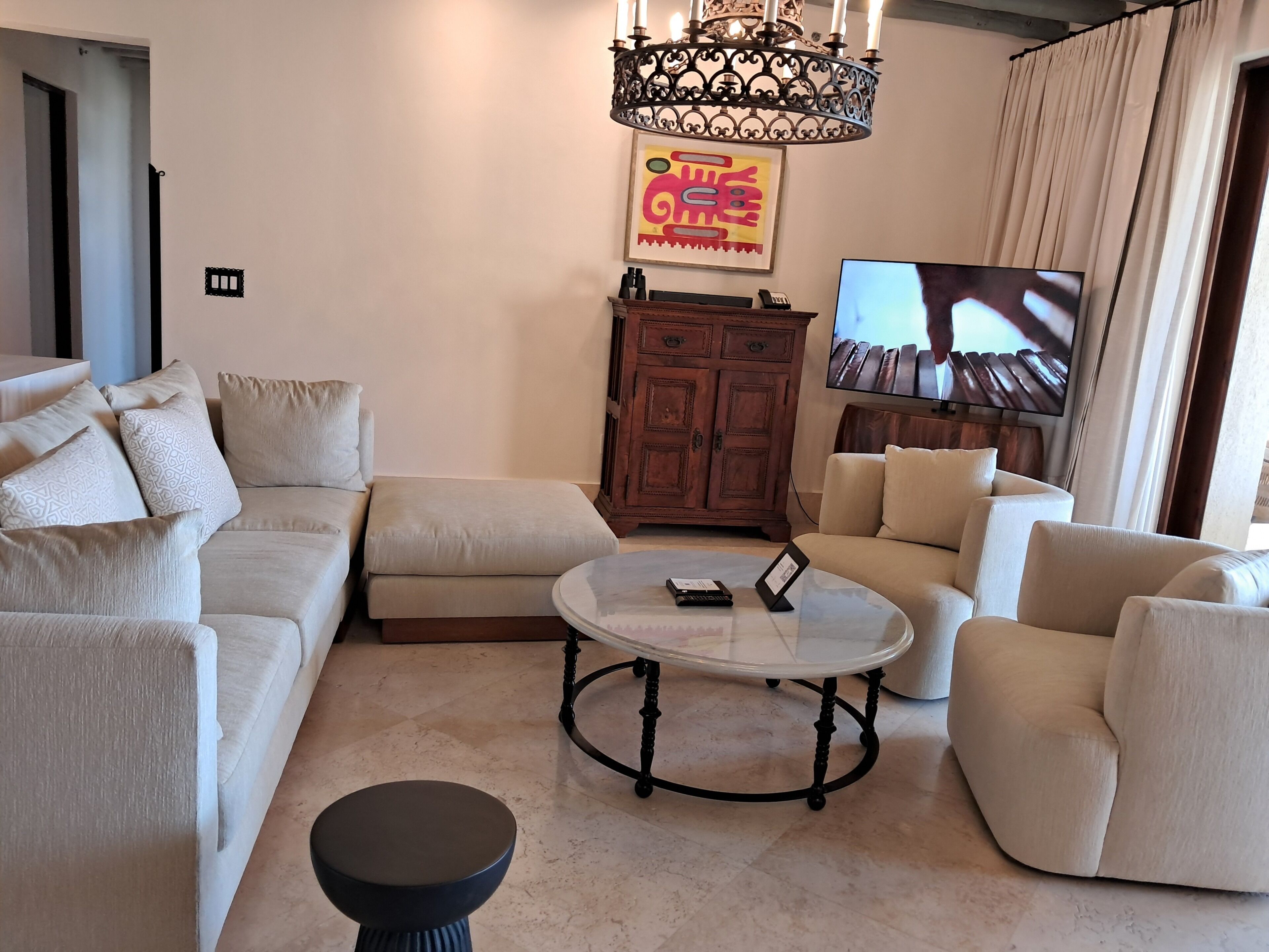 Villa de lujo, 2 habitaciones, patio, vista al océano | Área de sala de estar