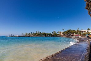 Apartamento, 2 camas de matrimonio (Kailua Bay Resort#4-306) | Playa