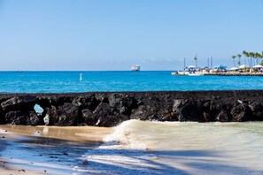 Condo, 2 Queen Beds (Kailua Bay Resort#4-306) | Beach - Kailua Bay Resort#4-306 (Kailua-Kona)