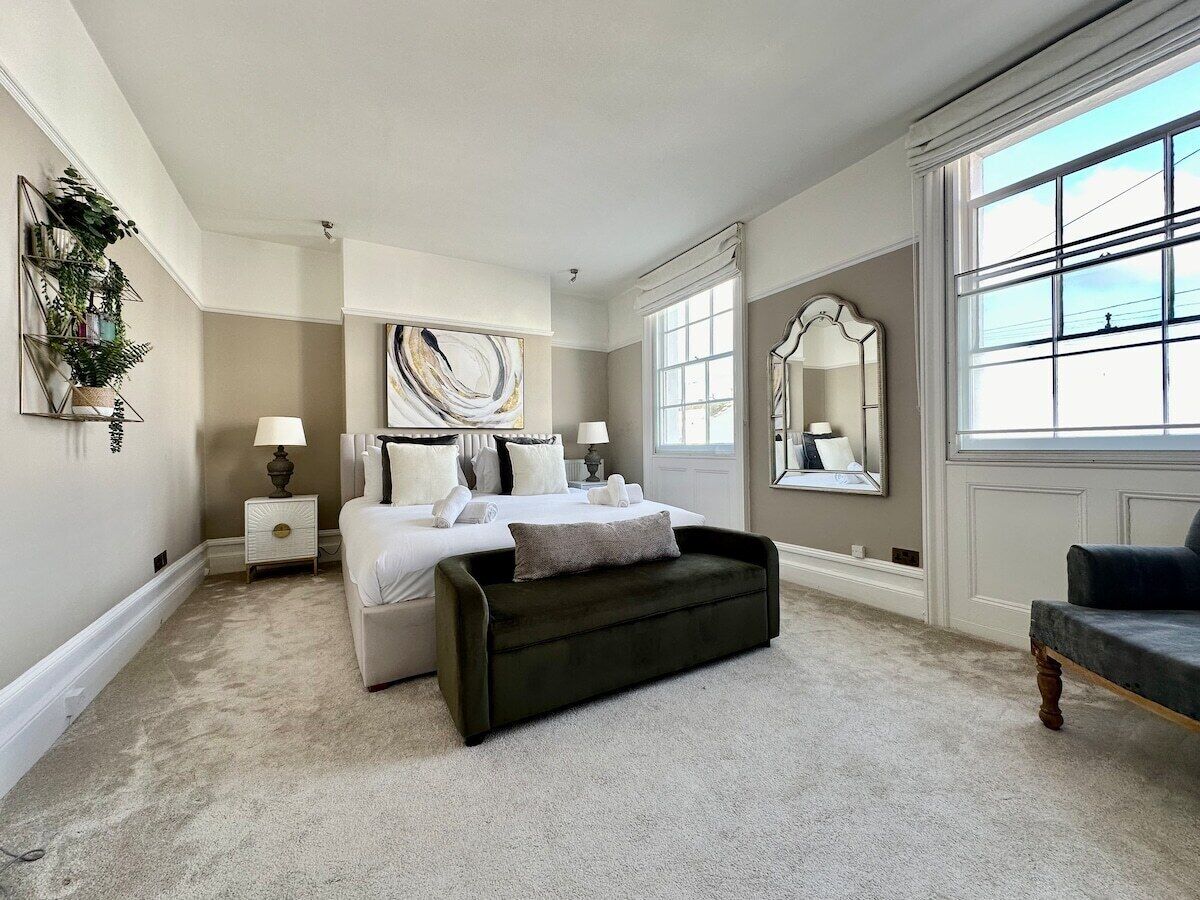 5 bedrooms, iron/ironing board, travel cot, free WiFi