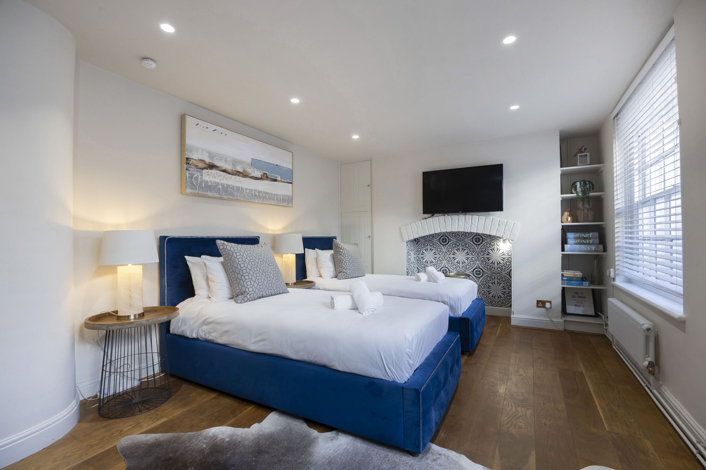 5 chambres, fer et planche à repasser, lit parapluie, Wi-Fi gratuit