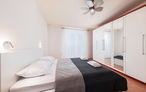 3 dormitorios, wifi gratis, ropa de cama