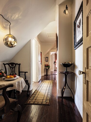 Tranquil Oasis 1-bedroom apartment with WiFi, AC in delightful Bishop Arts 