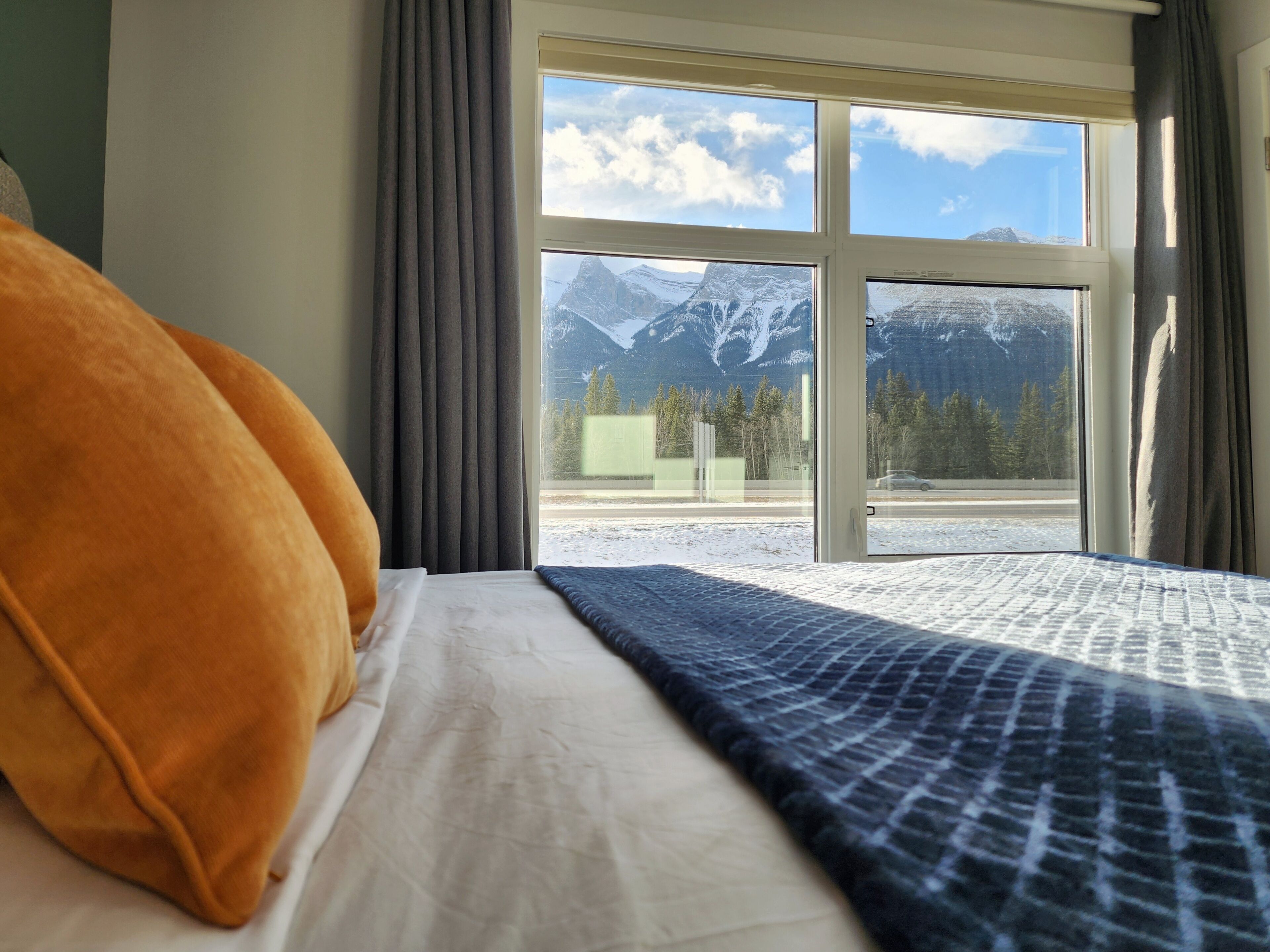 3 bedrooms, iron/ironing board, travel cot, WiFi