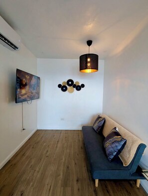 Smart TV - Modern Oceanfront Apartment  (Arecibo)