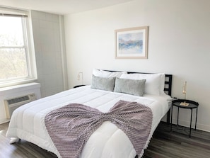 Desk, iron/ironing board, free WiFi, bed sheets