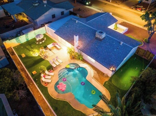 Outdoor pool, a heated pool
