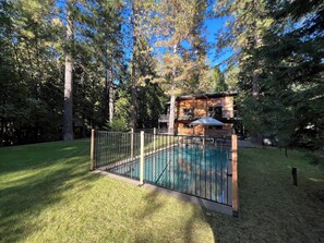 Pool - Rubicon Retreat:1-bedroom house in Georgetown on 3.5+ Acres (Georgetown)