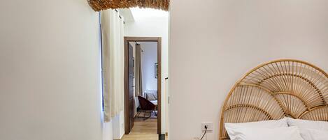 Basic Apartment | 1 bedroom, iron/ironing board, free WiFi