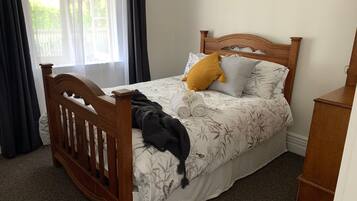 1 chambre, bureau, fer et planche Ă repasser, Wi-Fi gratuit