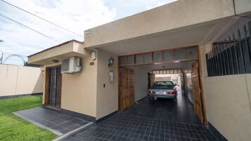 Enceinte de lâhĂ©bergement