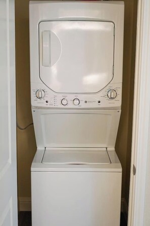 Interior - Sleepover | Enchanting 1BD/1BA + Balcony - OKC (Oklahoma City)