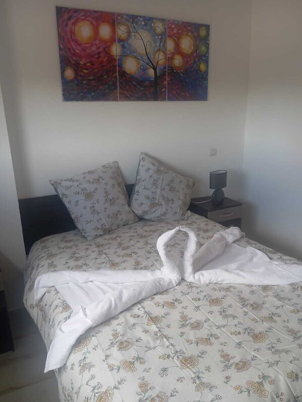 1 bedroom, iron/ironing board, free WiFi, bed sheets