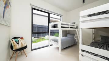 4 bedrooms, iron/ironing board, travel cot, free WiFi