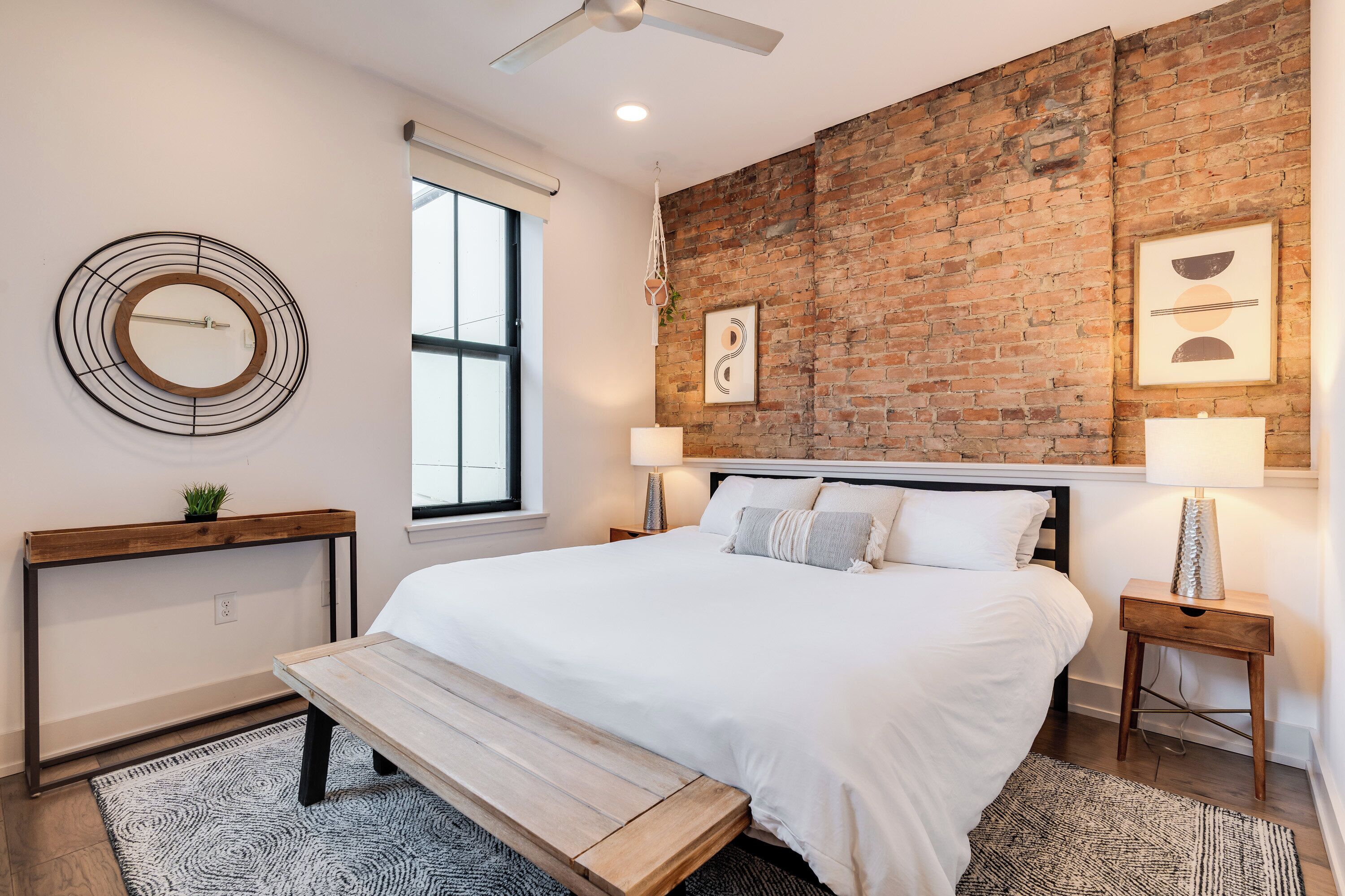 1 chambre, fer et planche à repasser, Wi-Fi gratuit, draps fournis