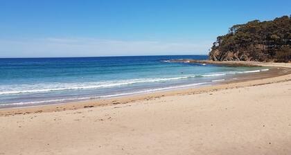 Stroll to beach and Mangrove walk Fisherman's paradise