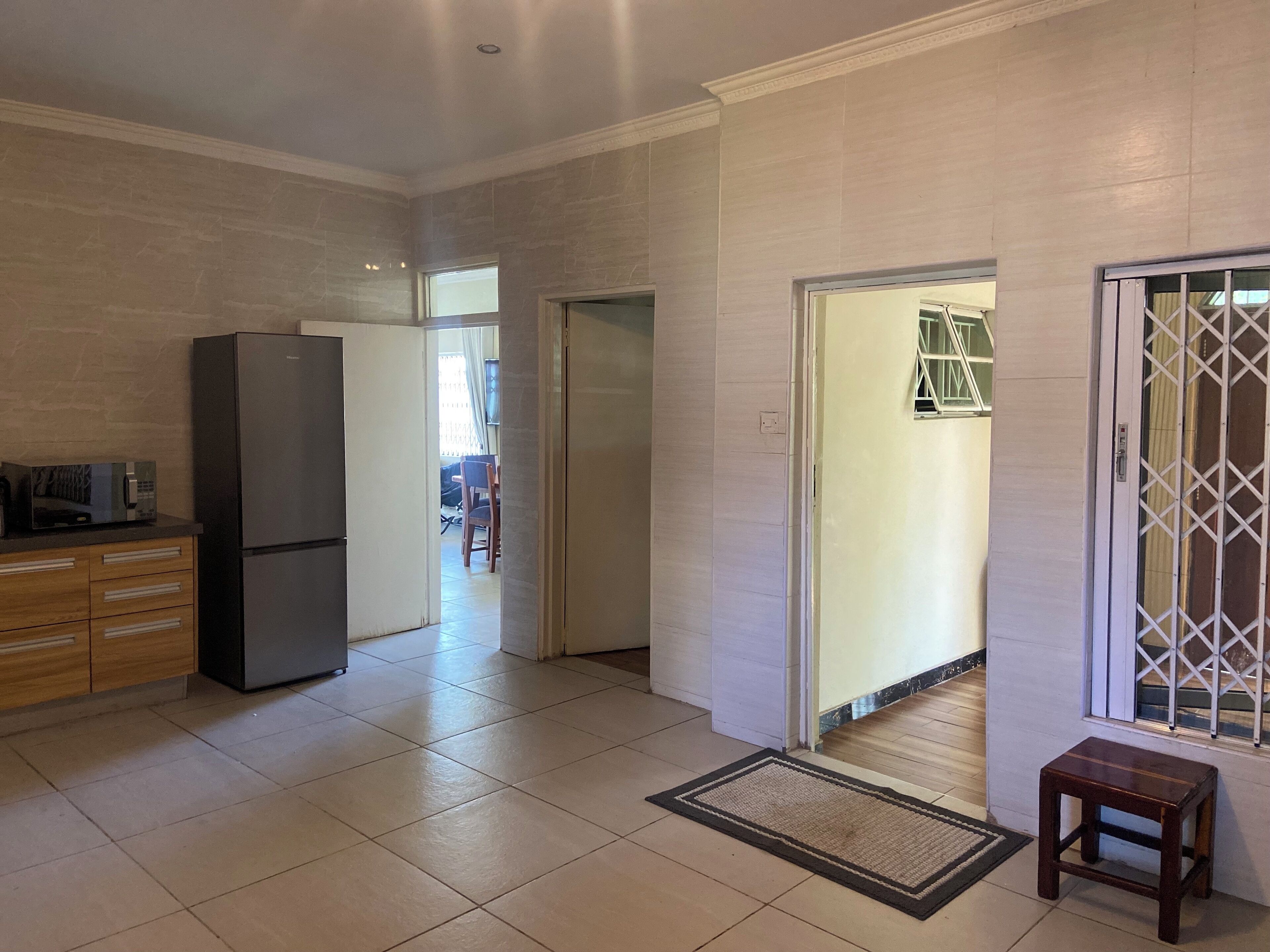 المنشأة من الداخل