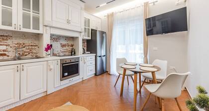 Meduza Apartment by Kondo Stays