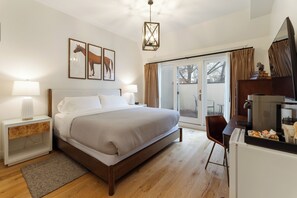 1 bedroom, desk, iron/ironing board, free WiFi