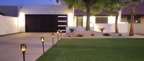 المنطقة المحيطة بالمنشأة