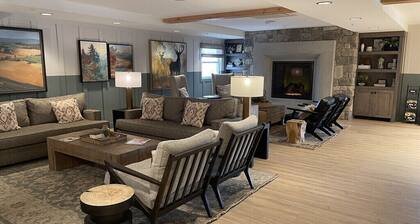 2 BR with a Murphy bed, 1 Bath, walk to Park City Mnt Ski Resort and downtown