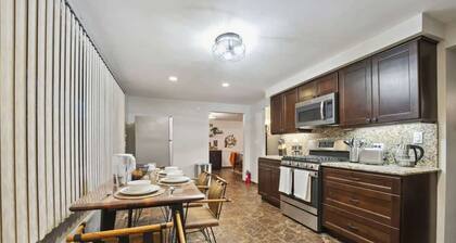 Your Perfect 3BR Home in Schaumburg