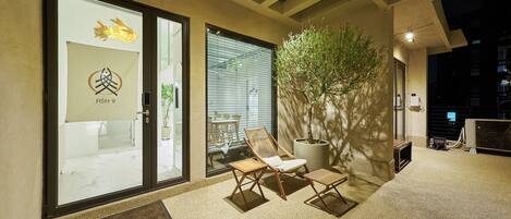 Family Townhome, Mountain View | Terrace/patio