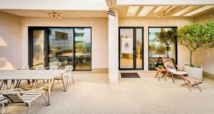 B9 Tailor Serviced Home near Hongik Univ