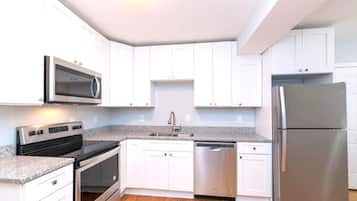 Apartment | Private kitchen | Toaster