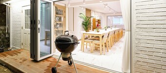 SA Tailored Serviced Home near Metro