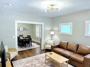 Smart TV, video games