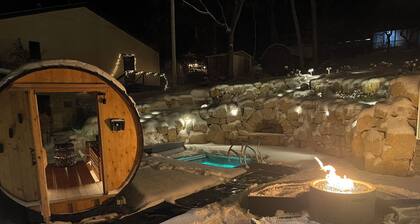 Riverview Respite w/Sauna and Hot Tub