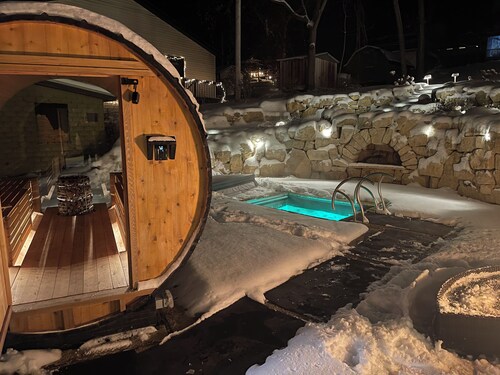 Riverview Respite w/Sauna and Hot Tub