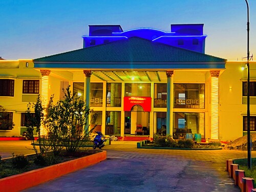 Mookambigai residency